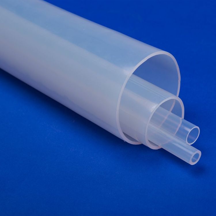 挑選PFA直管時(shí)，性能很重要